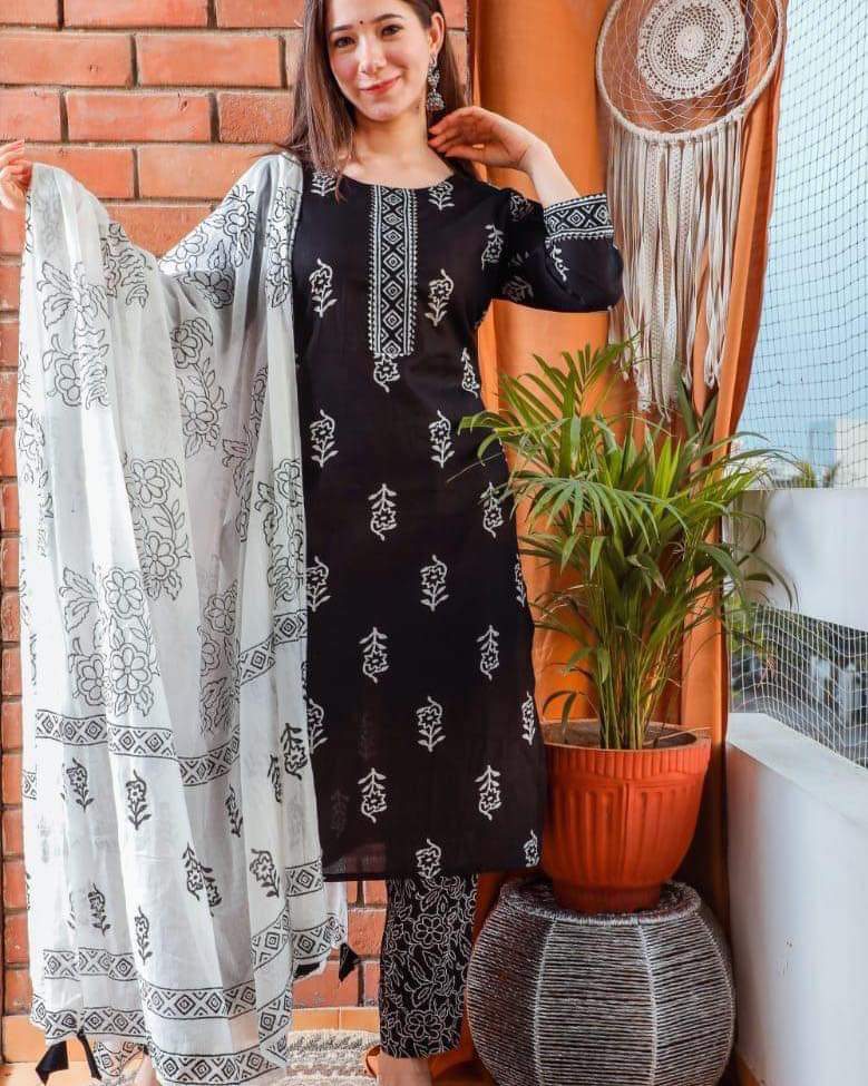 Unstitched Three Piece – Screen Print & Block Print Collection