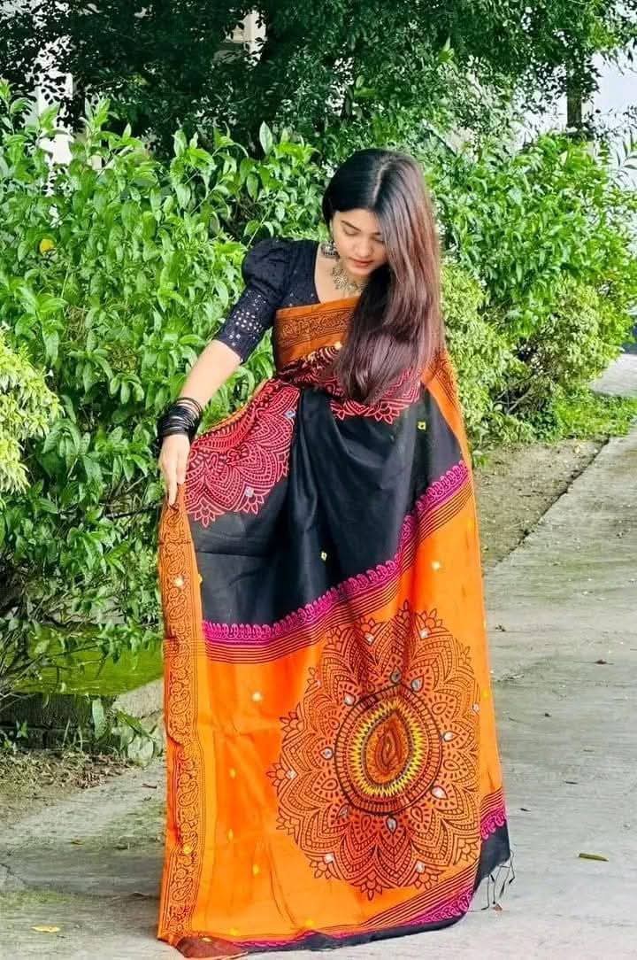প্রিমিয়াম ধুপিয়ান সিল্ক নকশি টাঙ্গাইল শাড়ি – ব্লক প্রিন্ট ও এমব্রয়ডারি কাজ